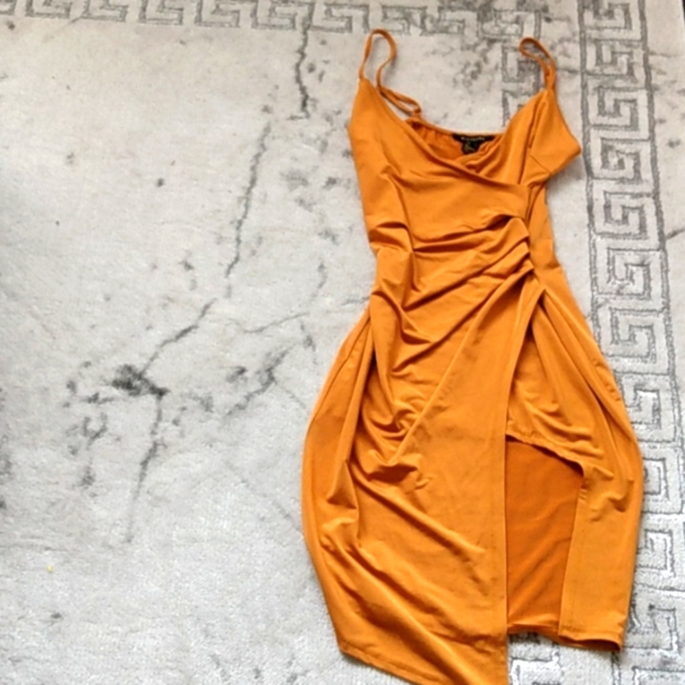 3/$20 - Small orange dress NWOT